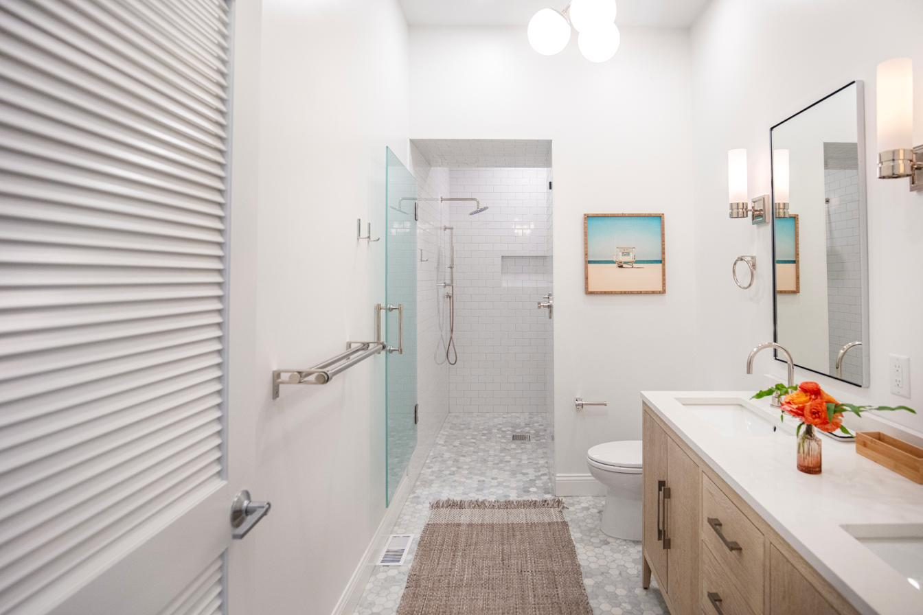 En-suite bathroom