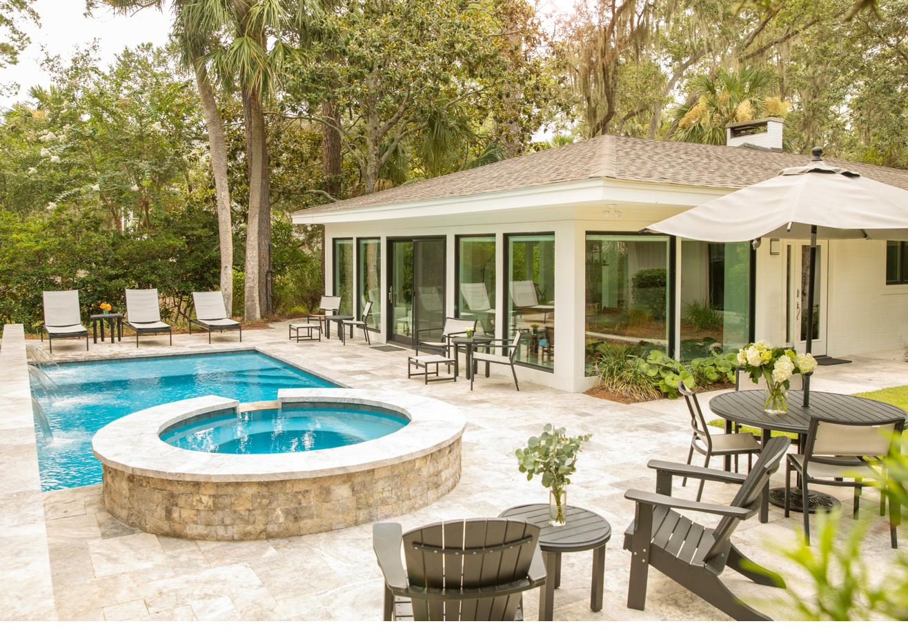 Gathering and dining space