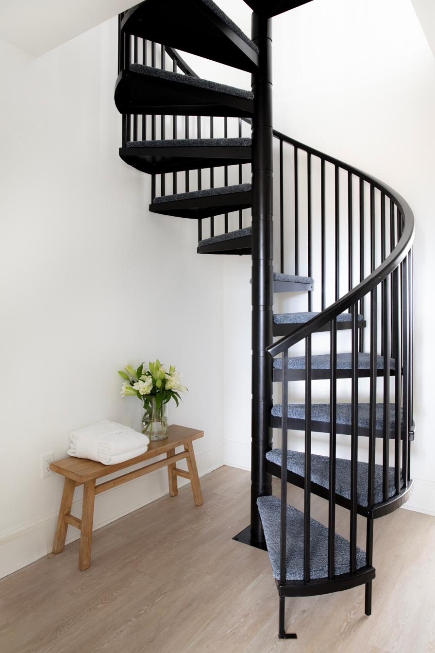 Guest apartment stairs